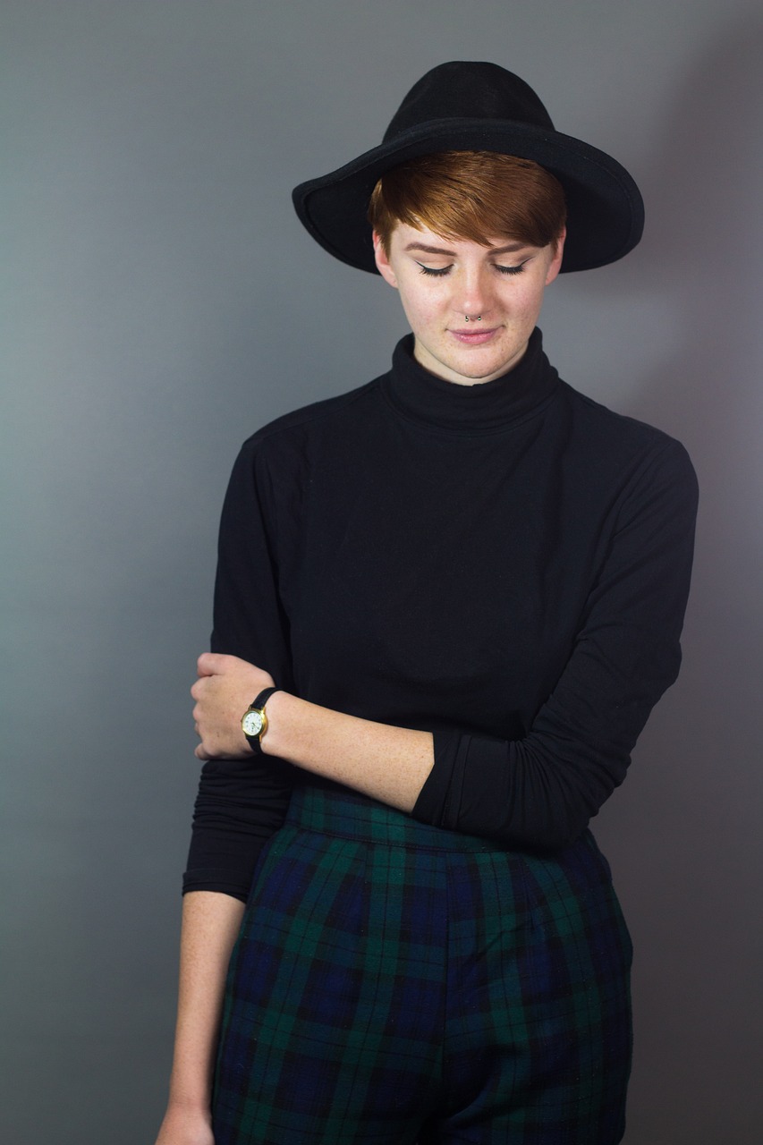 譚松韻亮相最新快樂(lè)大本營(yíng)，活力四溢的魅力展現(xiàn)