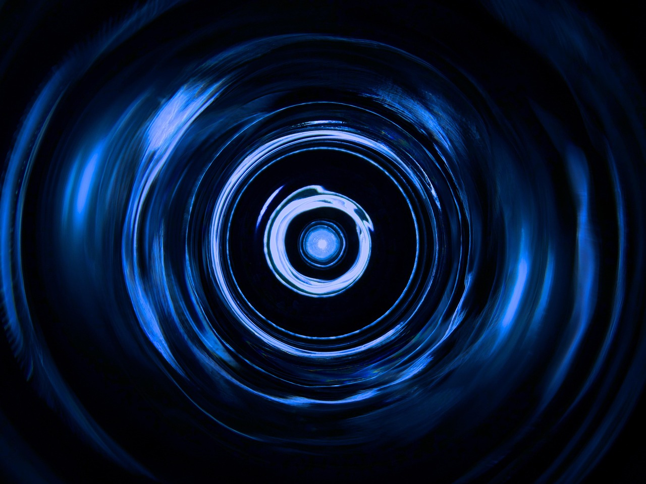 泡沫電影，銀幕幻象與現(xiàn)實(shí)思考之路