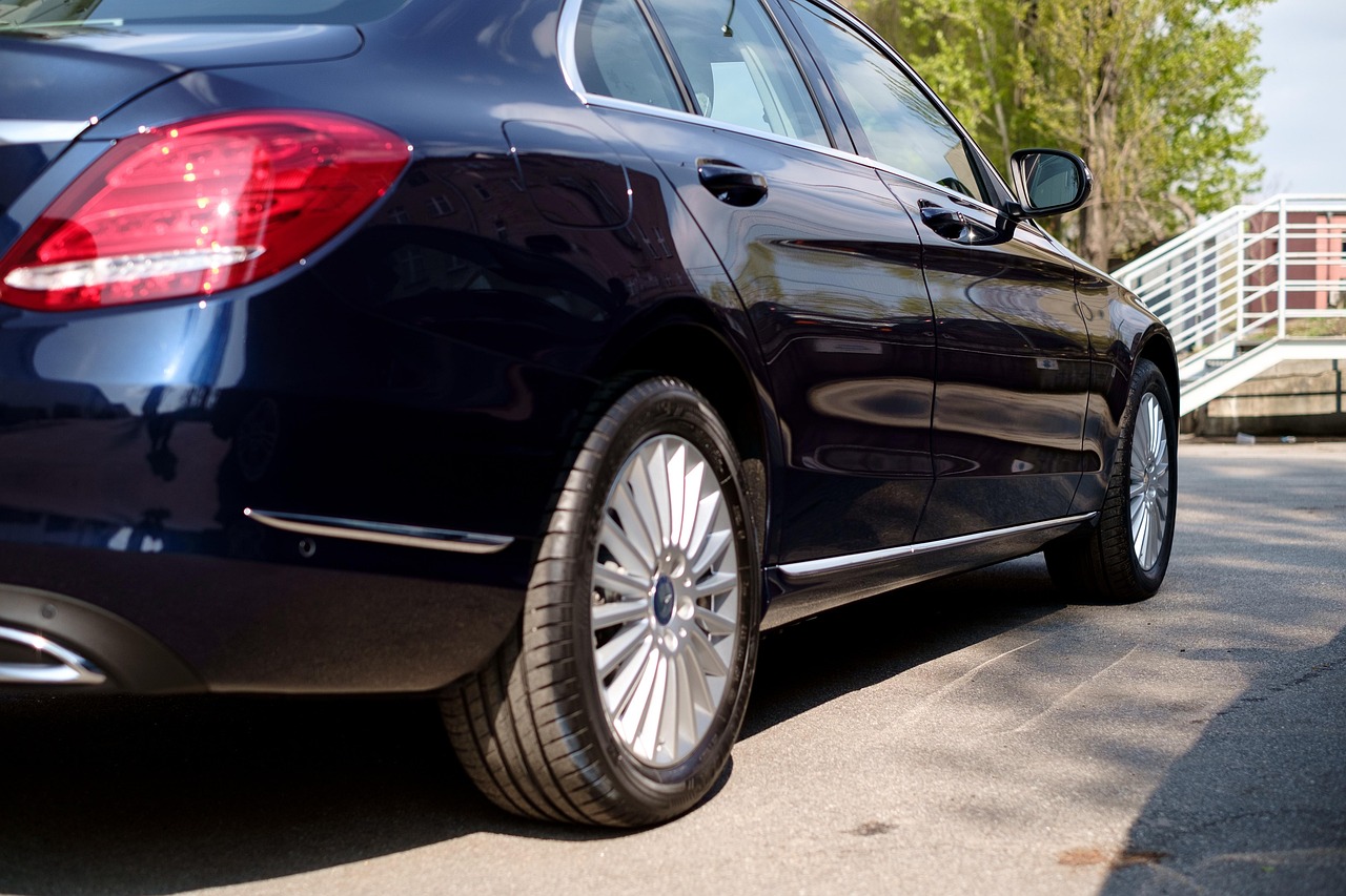 紅旗最新SUV，引領(lǐng)新時(shí)代的豪華之選