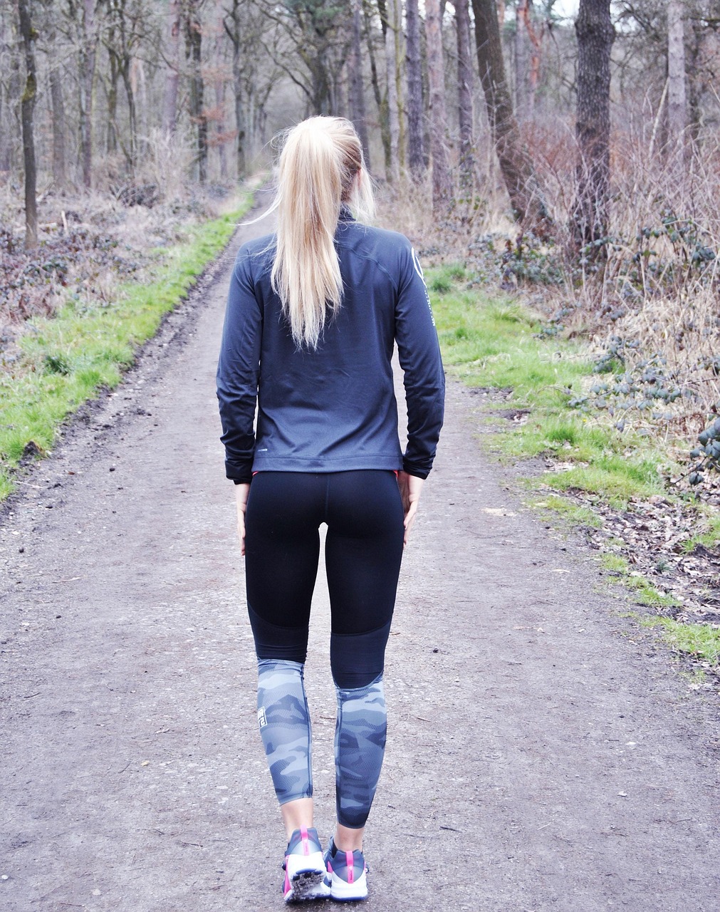 最新水手服時(shí)尚潮流，青春風(fēng)尚的新標(biāo)桿引領(lǐng)潮流！