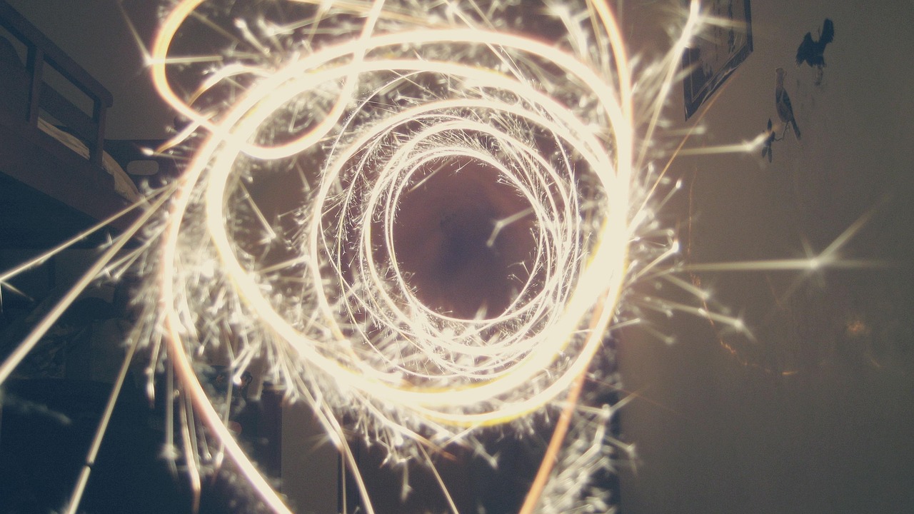 光影絢爛與人生百態(tài)，煙火電影的探索與展現(xiàn)