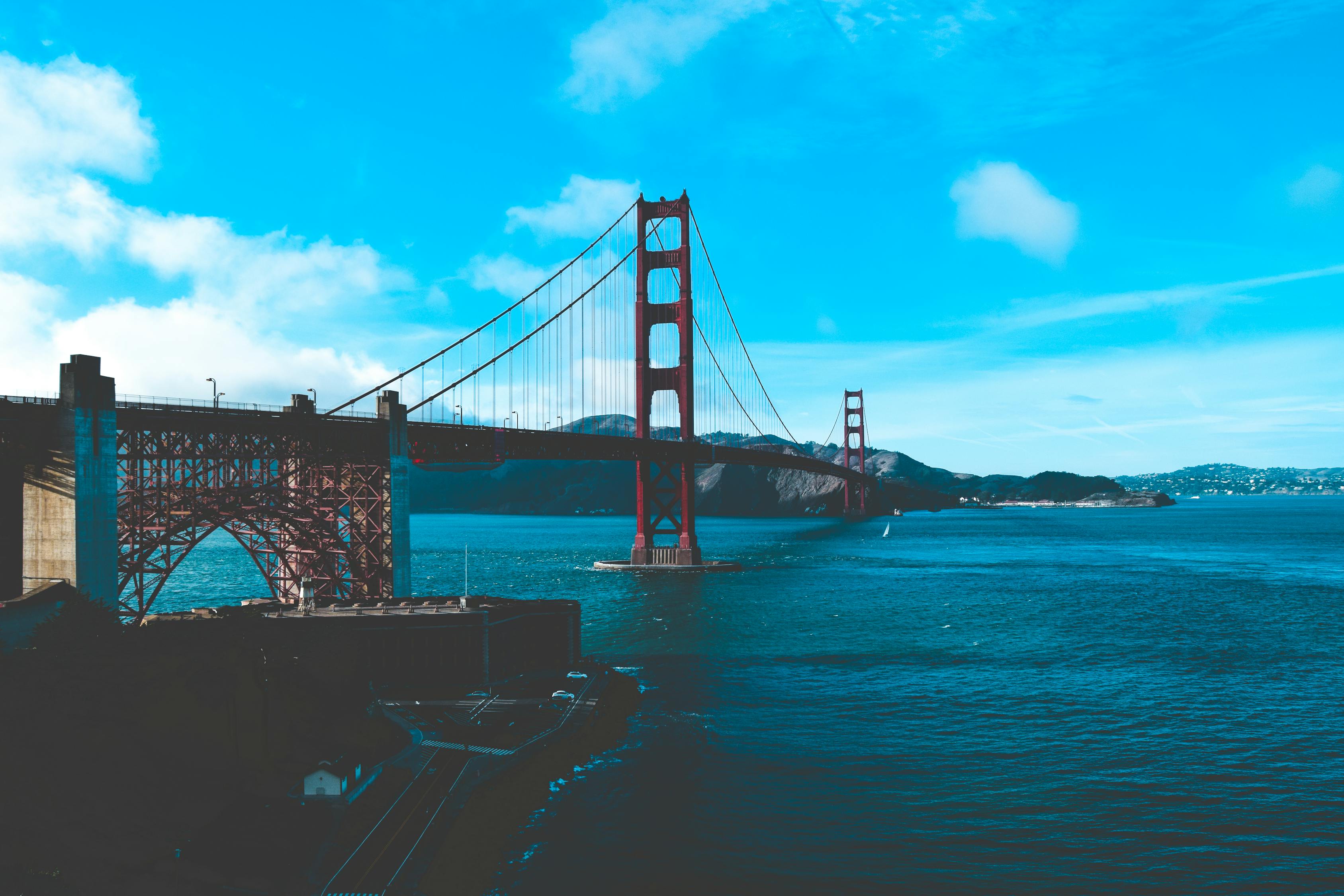 股票數(shù)據(jù)接口，連接資本市場與技術(shù)的關(guān)鍵橋梁