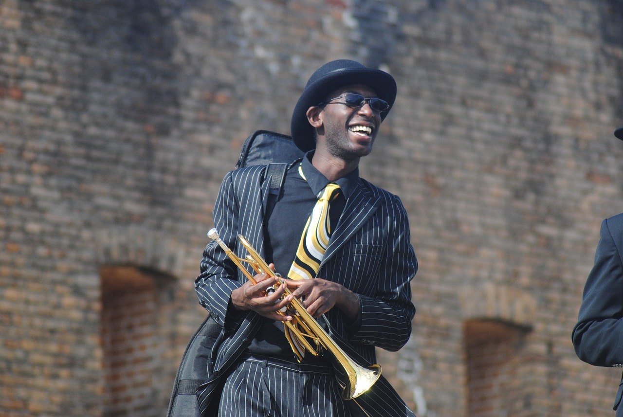 韓洛可引領(lǐng)科技與藝術(shù)融合新潮流的最新動態(tài)