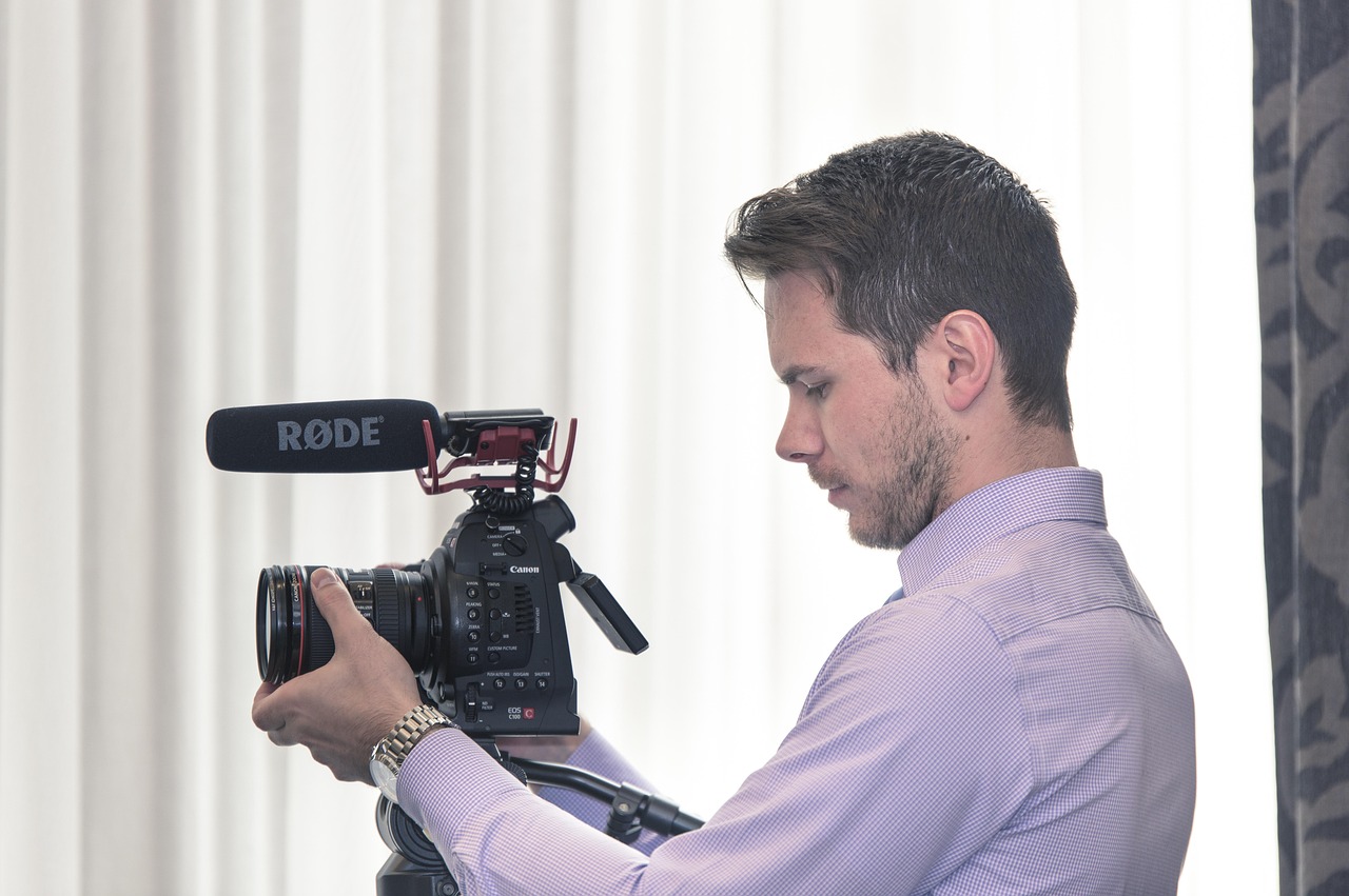 探索熱門成人影視資源，最新韓國R級電影網(wǎng)站一網(wǎng)打盡