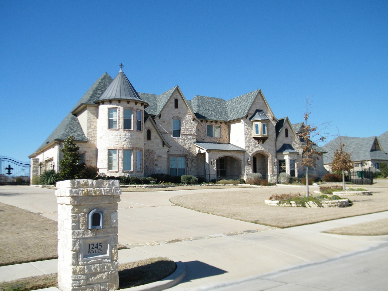 恒大房產(chǎn)資訊速遞，最新動態(tài)、市場洞察一覽無遺