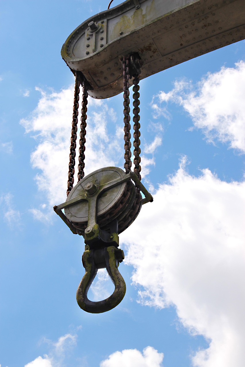 塔吊比賽，競(jìng)技精神與技術(shù)實(shí)力的較量展現(xiàn)