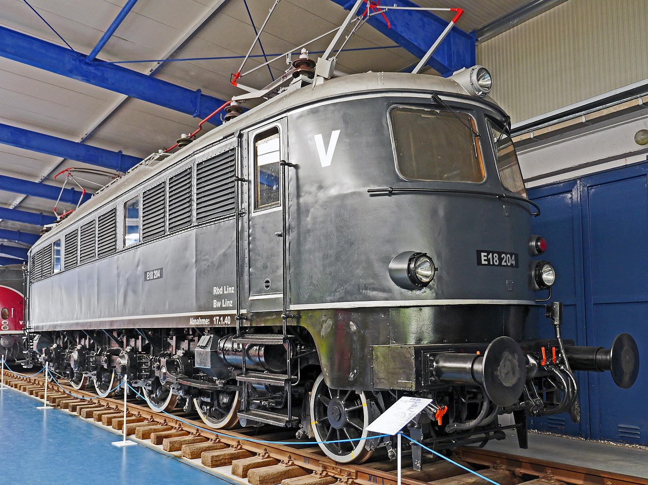 關(guān)于30米登高車的價(jià)格探討及相關(guān)因素解析