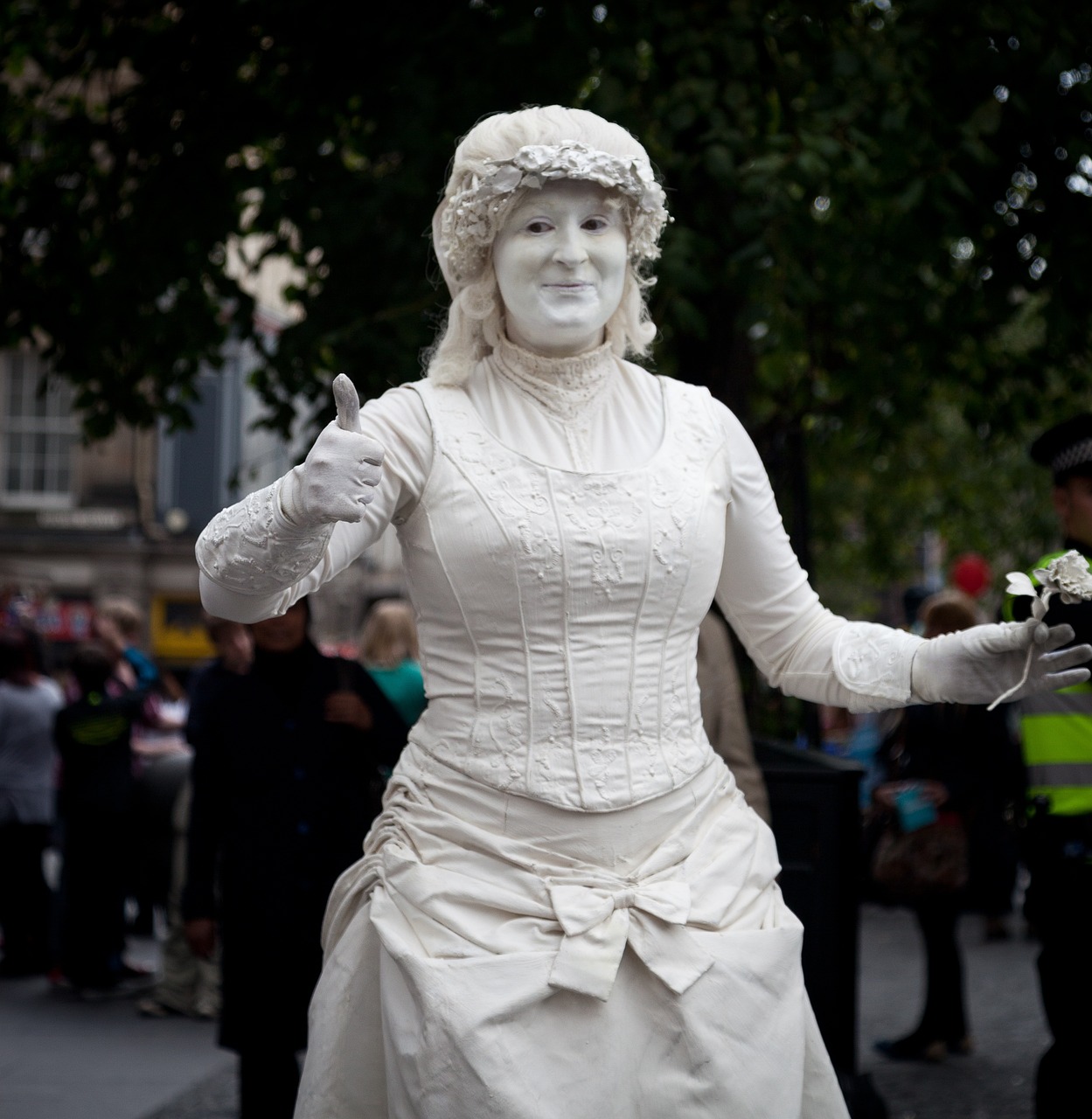 演員田麗的藝術(shù)之路，魅力展現(xiàn)與人生歷程