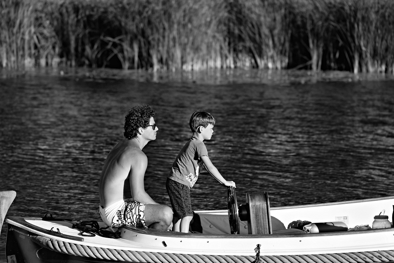 電影同船愛歌，歌聲中的情感之旅