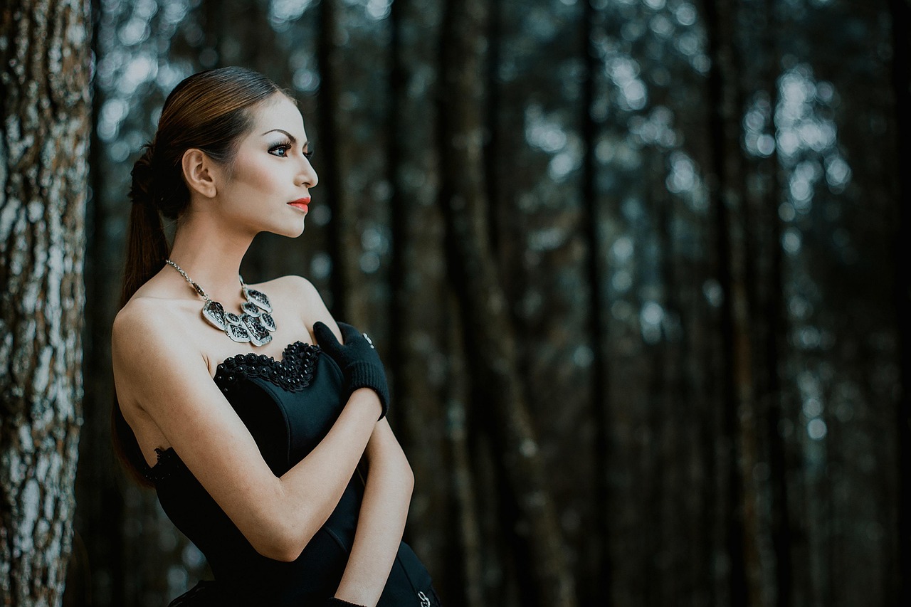 葦青，演員的魅力與無(wú)限可能展現(xiàn)風(fēng)采