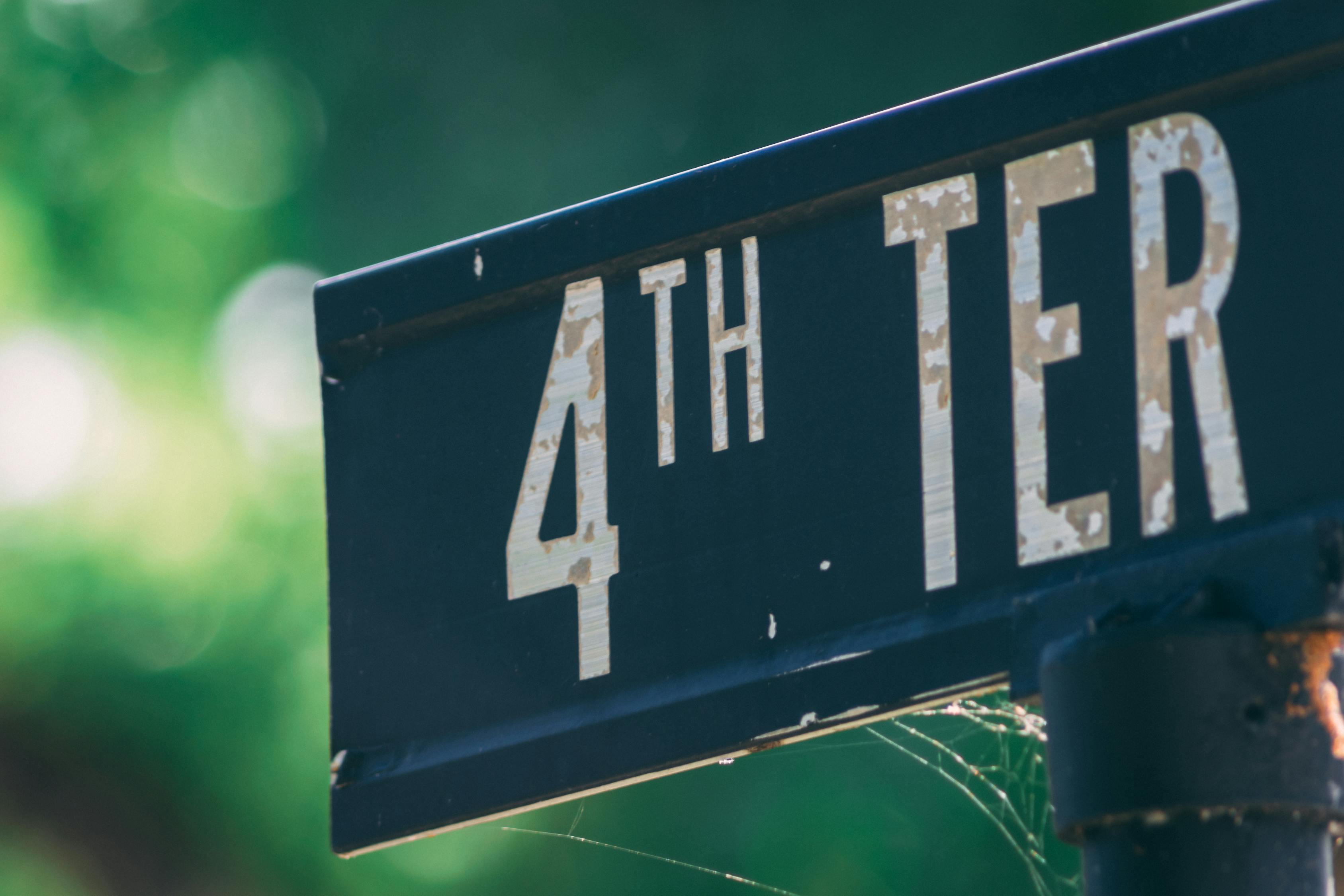 財(cái)信集團(tuán)整體上市的探索，實(shí)踐與發(fā)展之路