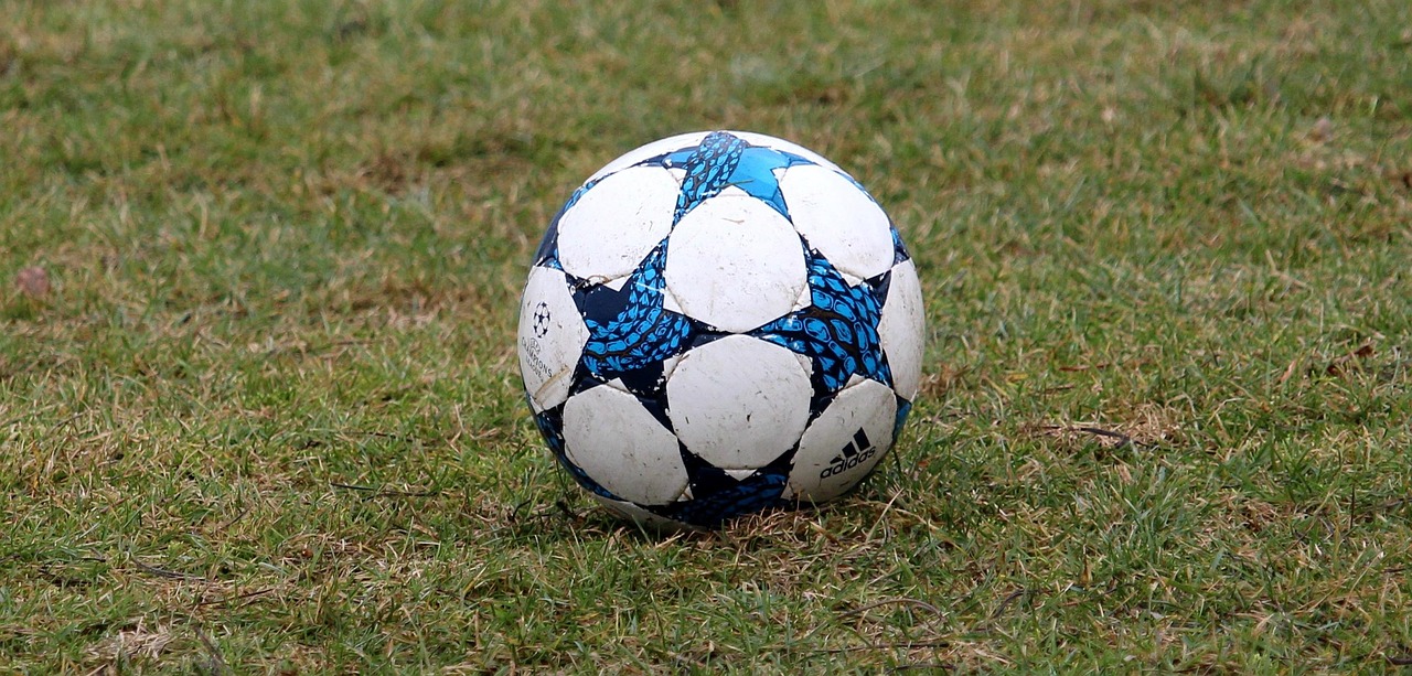 郭艾倫最新比賽，速度與激情的碰撞之夜