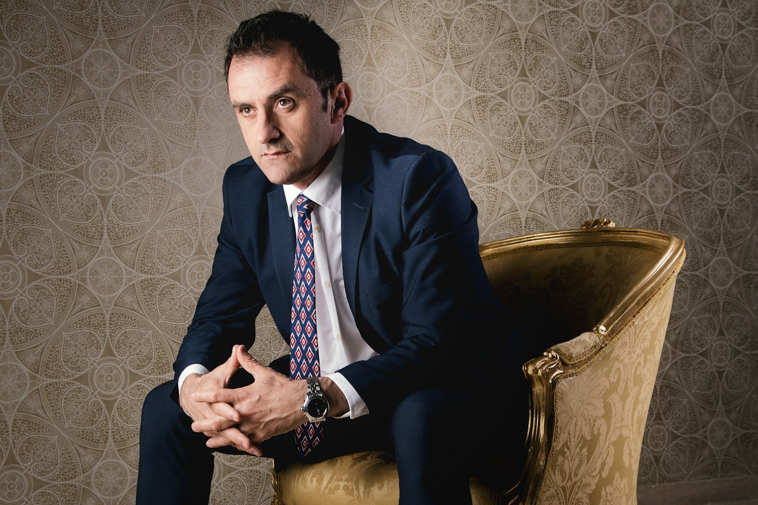 二叔電視劇大結局深度解析，劇情走向與人物命運揭秘